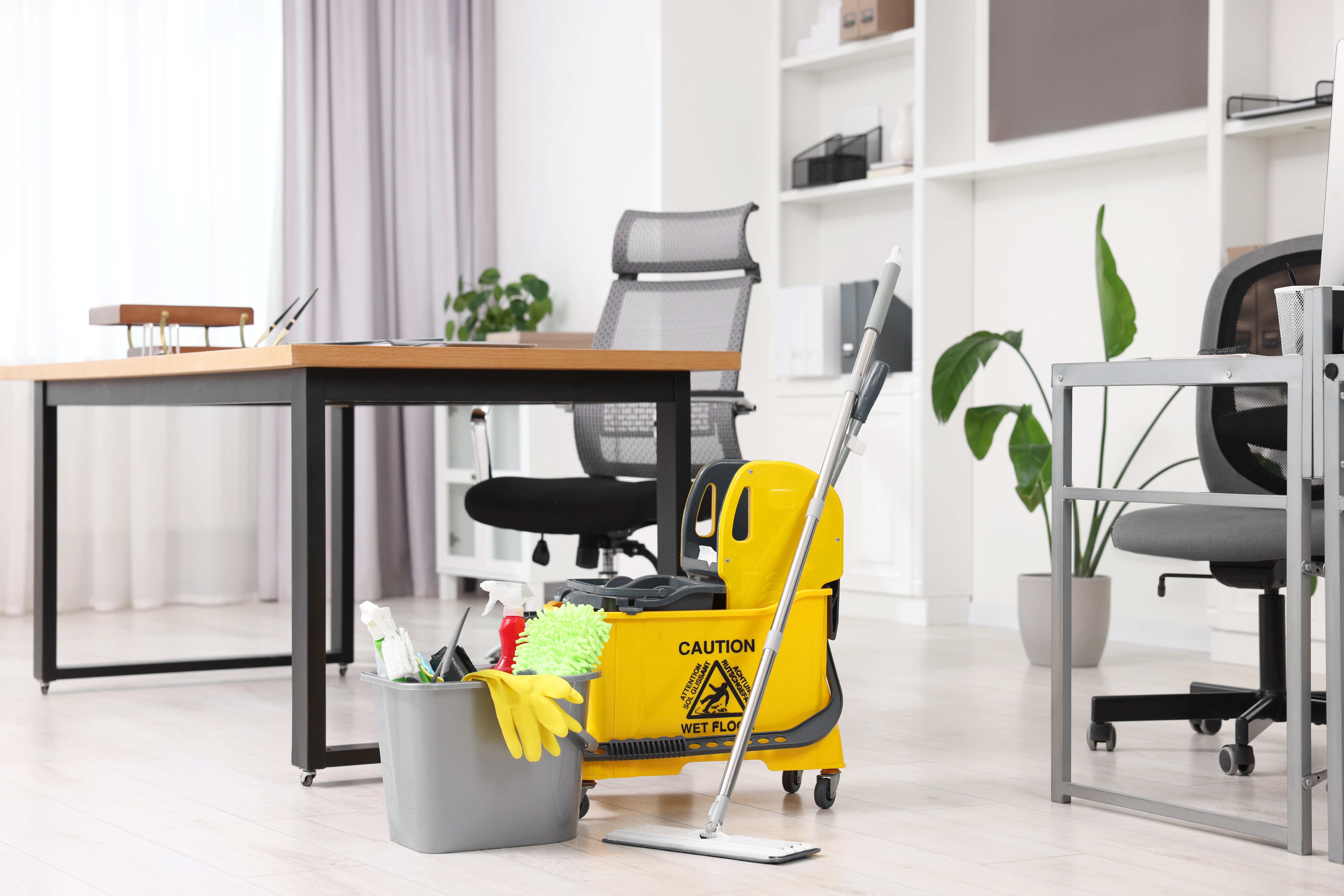 The Benefits of Hiring Day Porter Services for Dallas Offices