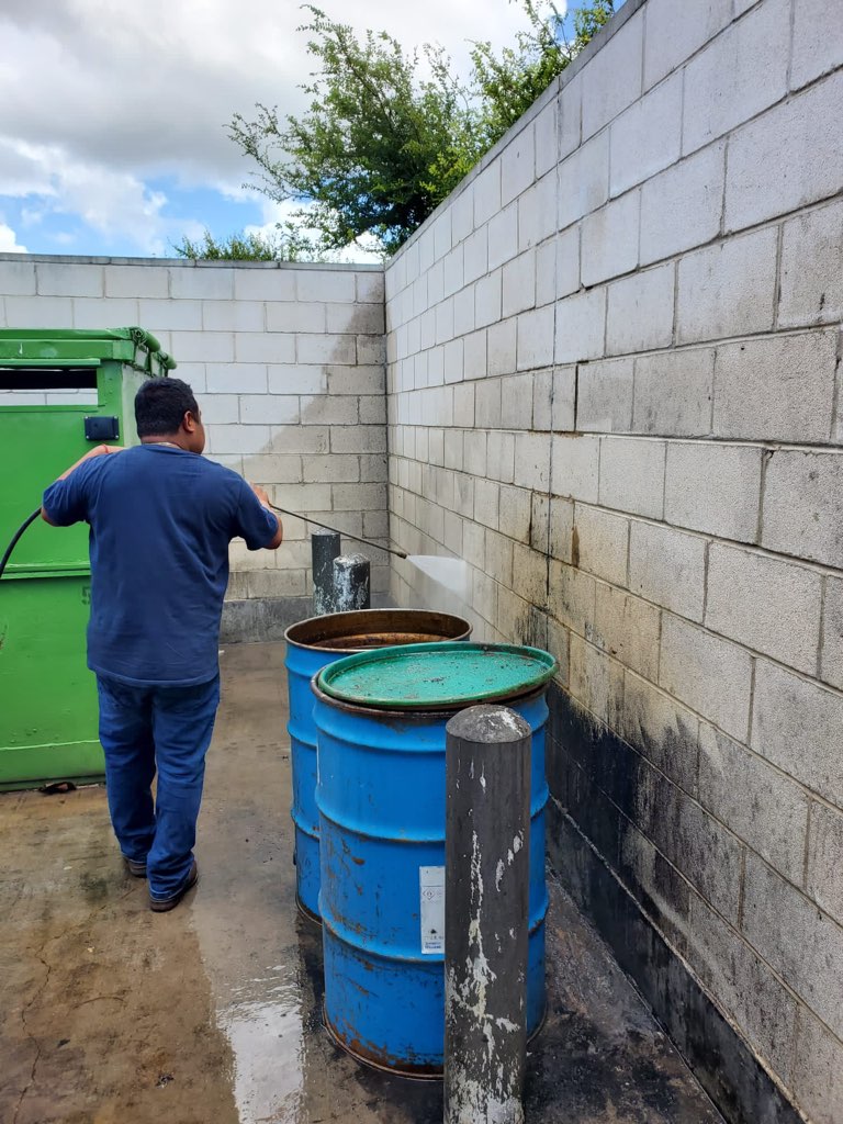 Remove Dirt and Grime with Professional Power Washing